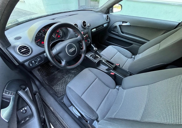 Audi A3 cena 9500 przebieg: 212000, rok produkcji 2003 z Bieruń małe 211